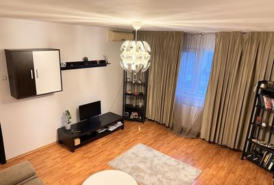 Apartament cu 2 camere semidecomandat în Central - 1
