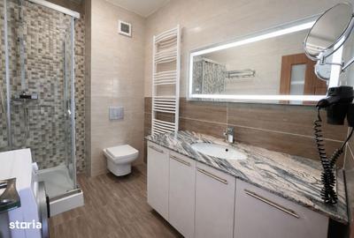 Apartament cu 3 camere decomandat în Tractorul - 8