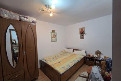 Apartament cu 3 camere semidecomandat în Central - 4