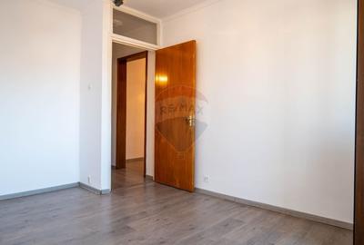 De vanzare - Apartament 3 camere, 66 mp utili, zona Berceni - 2