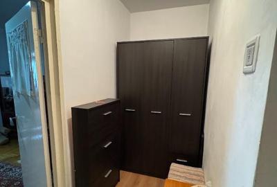 Vand apartament cu 4 camere - 1