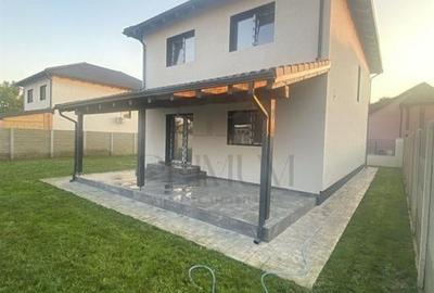 Utvin- toate utilitatile- 4 camere - 2