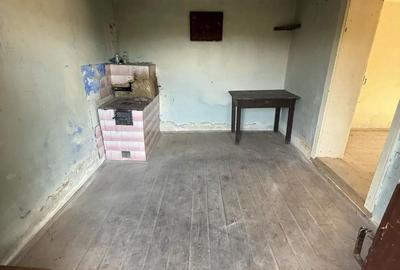 Casă cu Teren 1350 Mp în Central - 3