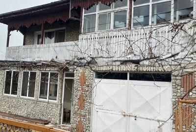 Casă cu 4 camere în Tuzla - 1