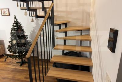 Penthouse cu 3 camere decomandat, mobilat în Tractorul - 4