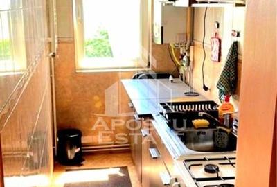 Apartament cu 2 camere ,centrala proprie,etaj intermediar,  Soarelui - 4