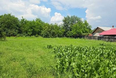 Teren de 2000 mp, în Găgeni - 2