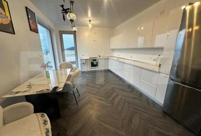 Casă cu 5 camere cu Teren 1000 Mp în Central - 14