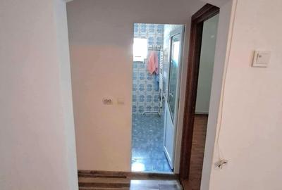 Apartament cu 2 camere semidecomandat în Bârlad - 3