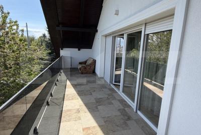 Casă cu 5 camere cu Teren 1000 Mp în Central - 4