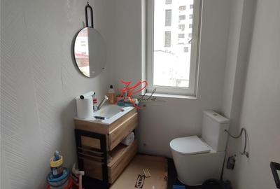 Piata Dorobanti, ideal investitie! Vanzare garsoniera total renovata, in bloc mic - 2