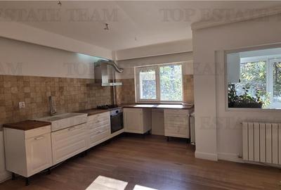 Apartament cu 3 camere decomandat în Băneasa - 4