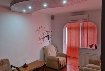 Apartament cu 3 camere decomandat în Ostroveni - 5