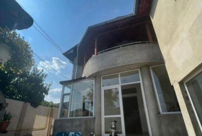 Casă cu 5 camere cu Teren 265 Mp în Dobroești - 4