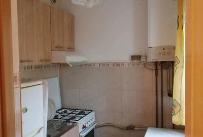 Apartament cu 3 camere semidecomandat în Dacia - 6