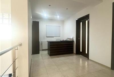 Casă individuală cu 4 camere cu Canalizare în Sud - 11