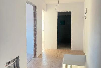 Casă cu 4 camere în Central - 3