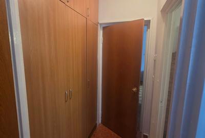 Inchiriez apartament 2 camere - 5