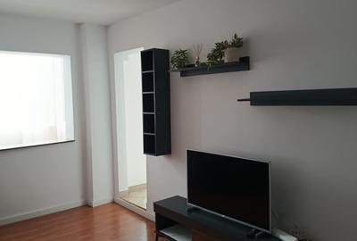 Ofer spre închiriere un apartament generos cu 3 camere, decomandat RENOVAT Ofer spre închiriere un apartament generos cu 3 camere, decomandat RENOVAT - 4