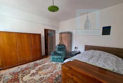 Apartament cu 4 camere decomandat în 15 Noiembrie - 4
