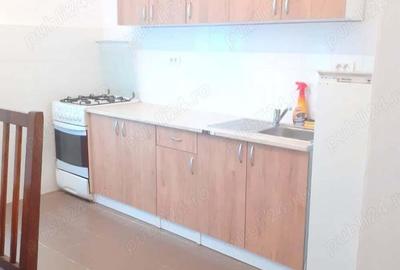 Casă cu 6 camere în Traian - 3