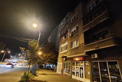 Apartament cu 3 camere nedecomandat în Banu Manta