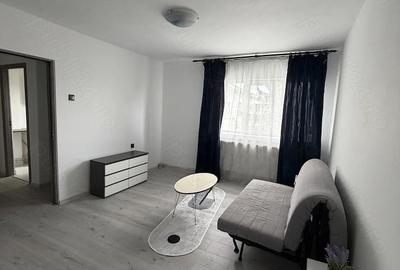 Garsonieră decomandată în 9 Mai - 2