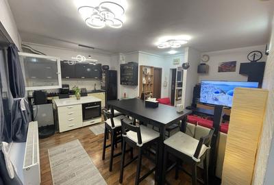 Apartament cu 3 camere decomandat în Titan - 1