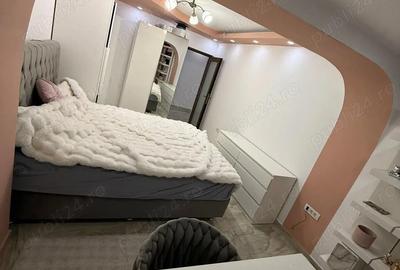 Apartament cu 3 camere decomandat în Babadag - 3