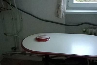 Apartament cu 3 camere decomandat în Central - 1