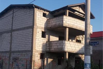 Casă cu Teren 560 Mp în Mangalia - 4