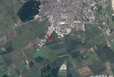 Teren de 10000 mp, în Central