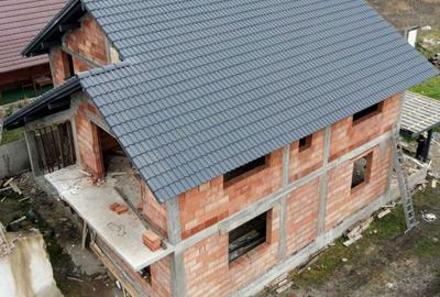 Casă cu 4 camere în Central - 2