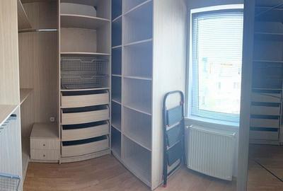 Apartament cu 4 camere decomandat în Pandurilor - 12