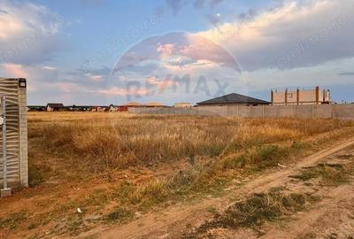 Teren de 681 mp, în Malu Mare - 1
