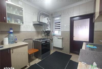 Casă cu 4 camere cu Canalizare în Central - 4