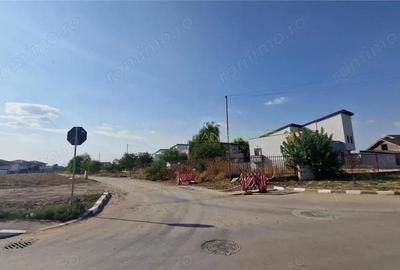 Teren de 6340 mp, în Central