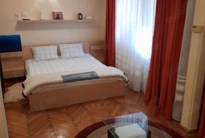 Inchiriez garsoniera zona centrala - 1