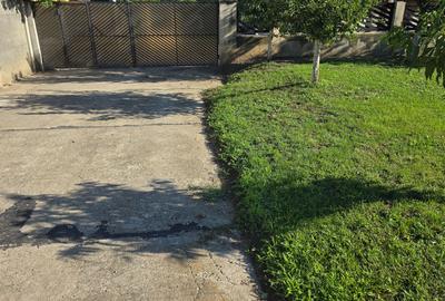 Casă cu 5 camere cu Teren 1054 Mp în Zăvoi - 2