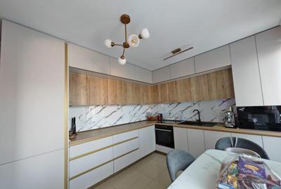 Apartament 3 camere *penthouse* - zona Coloana Infinitului - 5