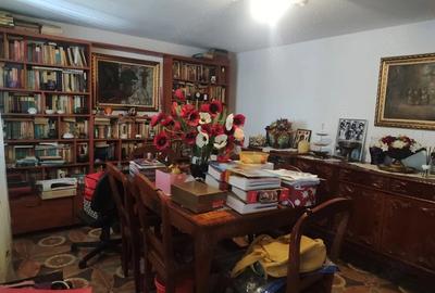 Casă cu 4 camere cu Teren 194 Mp în Central - 8