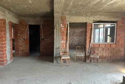 Casă cu 6 camere în Pietroasele - 5