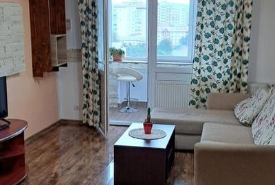 Apartament cu 2 camere decomandat, mobilat în Cetate