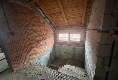 Casă cu 6 camere cu Teren 428 Mp în Coșteiu - 30