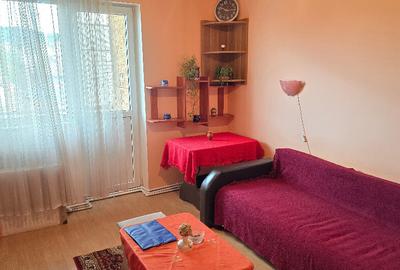 Vand apartament cu 2 camere in Deva, Sala Sporturilor in P-uri, et 3 - 5