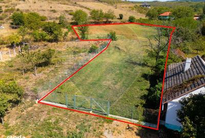 Teren de 4184 mp, în Ghioroc - 1