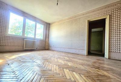 Apartament cu 2 camere semidecomandat în Hipodrom