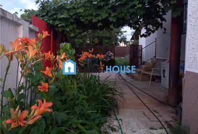 Casă cu 4 camere cu Teren 400 Mp în Central - 2