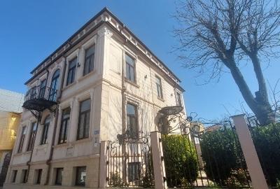 Spațiu comercial, de 430 mp, în Central - 1