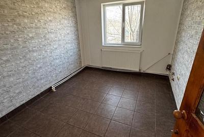 Casă individuală cu 6 camere cu Canalizare în Delfinariu - 7